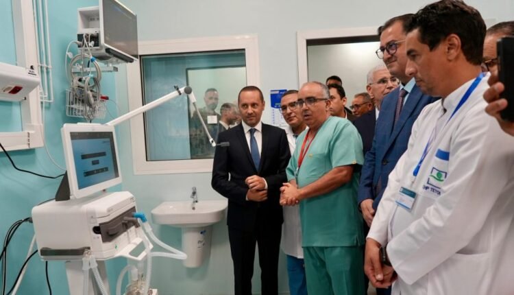 sur-instructions-royales,-le-ministre-de-la-sante-lance-les-services-du-centre-hospitalier-regional-des-specialites-de-tetouan