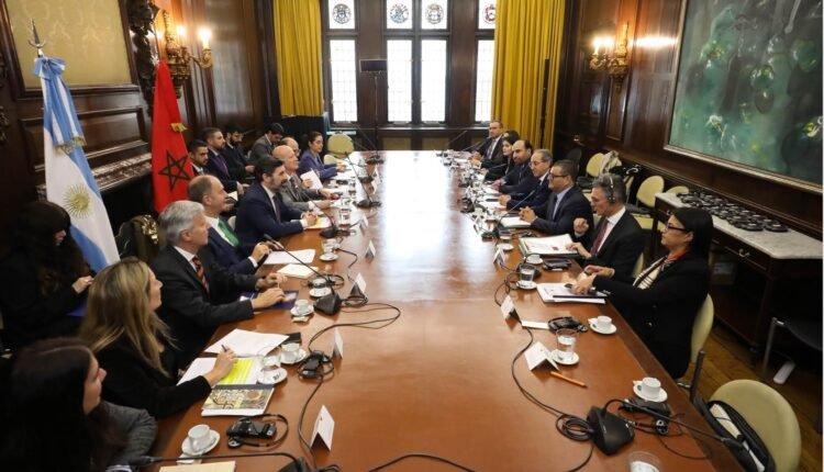 من-الحبوب-والفوسفاط-إلى-التكنولوجيا-والاستثمار-المغرب-والأرجنتين-يفتحان-صفحة-اقتصادية-جديدة-بعد-وصول-المبادلات-إلى-1.5-مليار-دولار